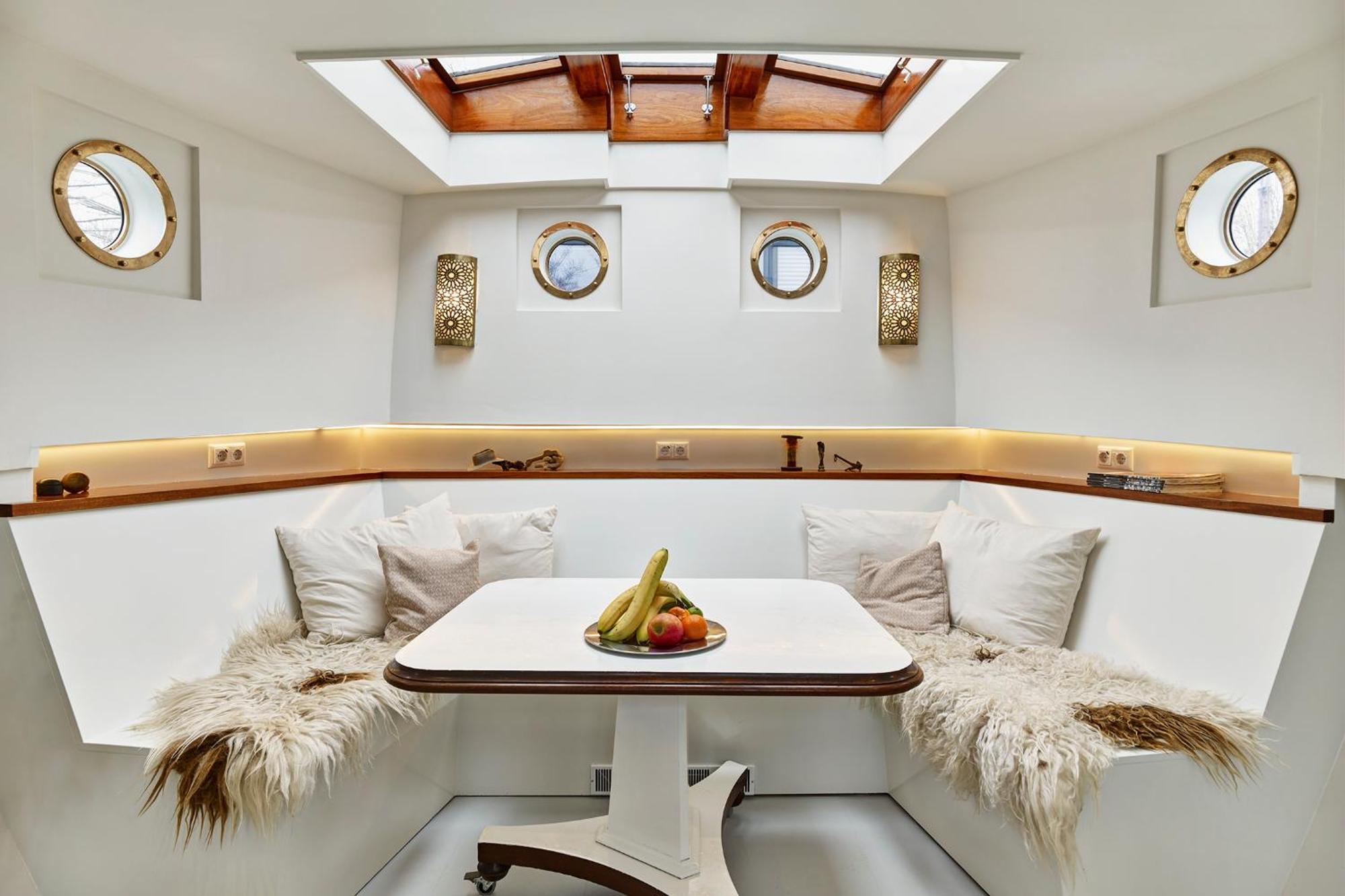 A304 Romantic Seaship In Top Center Amsterdam Esterno foto